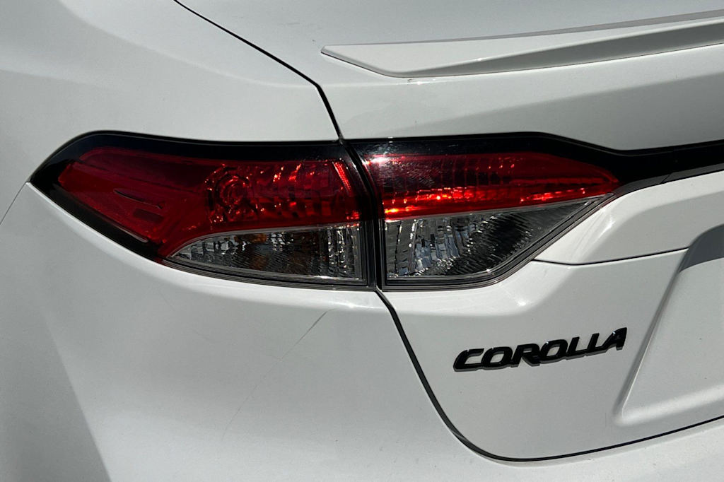 Thumbnail: 2022 Toyota Corolla - 22