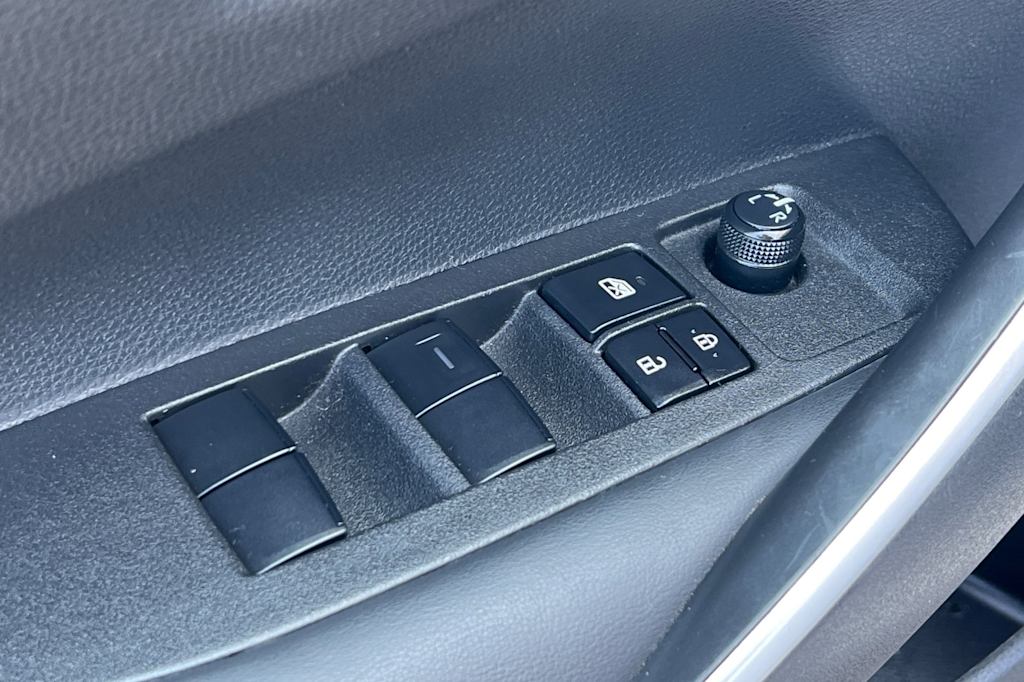 Thumbnail: 2023 Toyota Corolla - 24