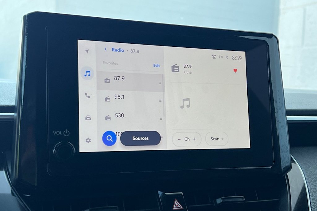 Thumbnail: 2023 Toyota Corolla - 14