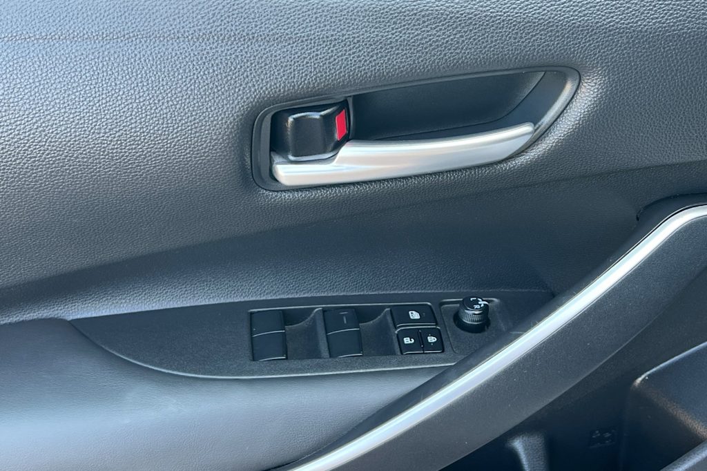 Thumbnail: 2023 Toyota Corolla - 23