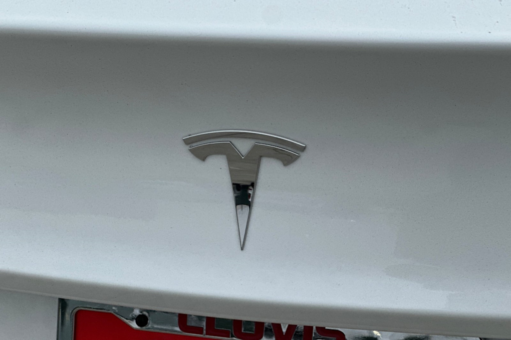 Thumbnail: 2023 Tesla Model 3 - 7