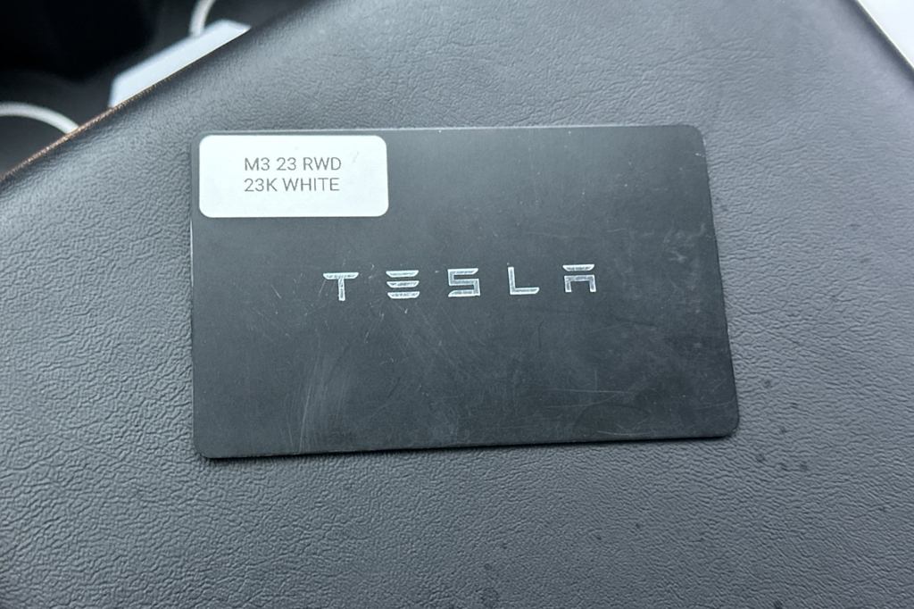 Thumbnail: 2023 Tesla Model 3 - 26