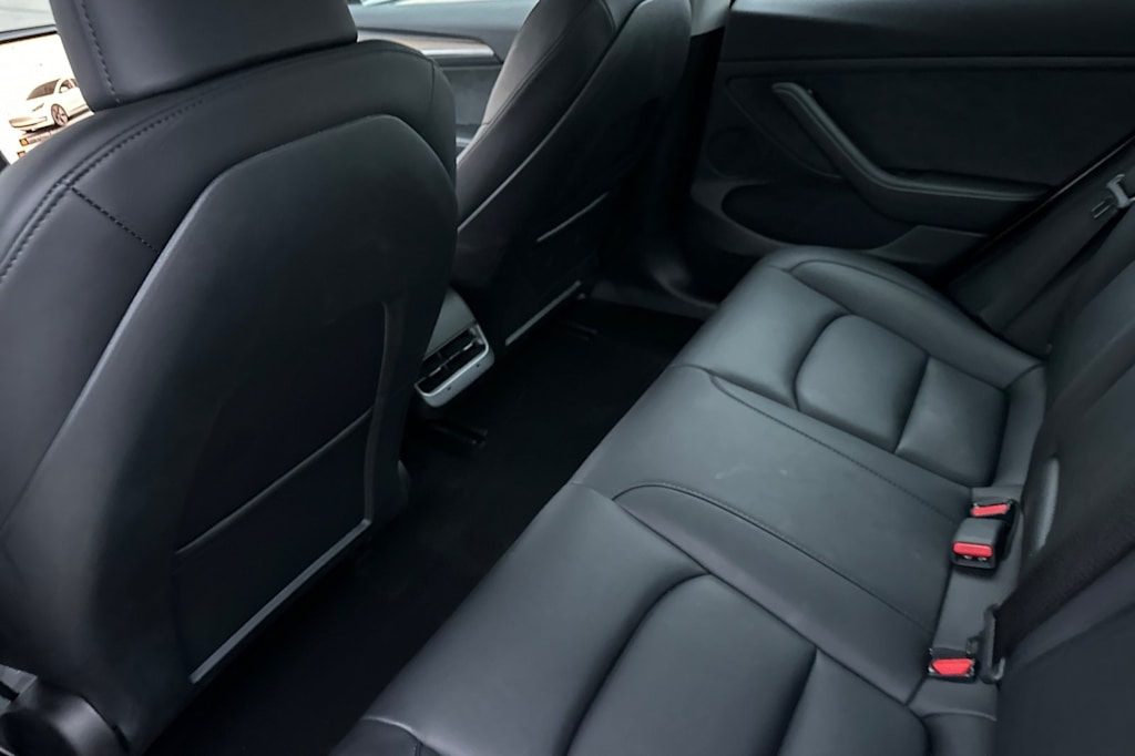 Thumbnail: 2023 Tesla Model 3 - 12