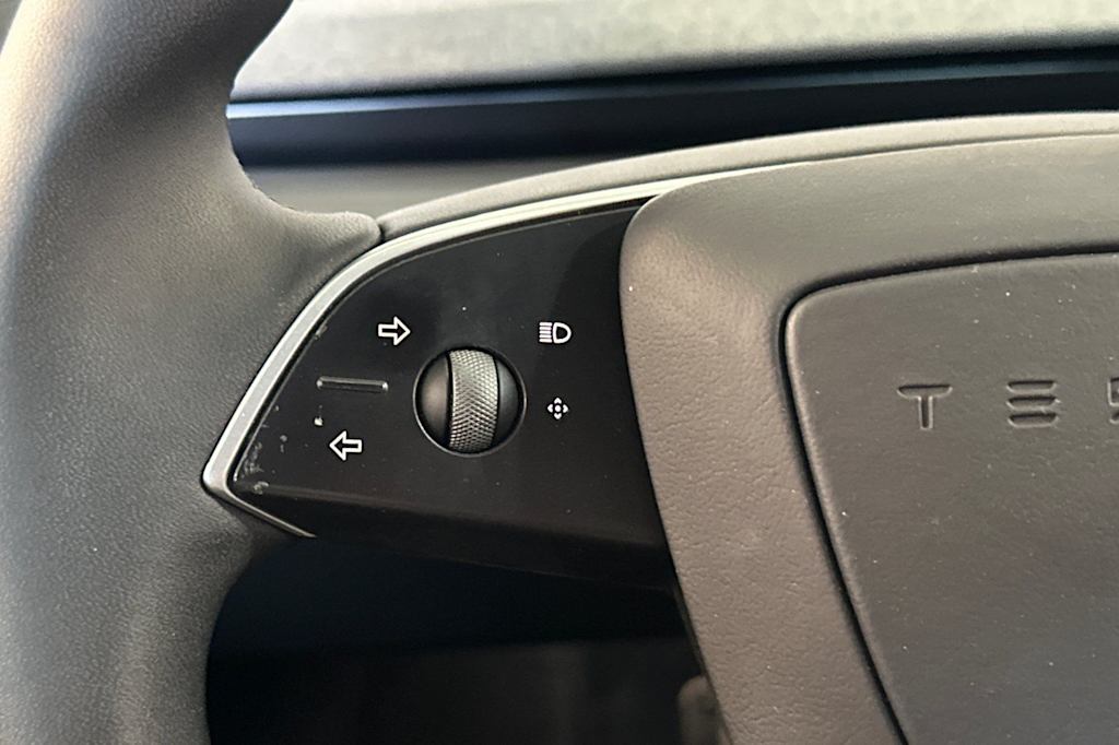 Thumbnail: 2025 Tesla Model 3 - 26