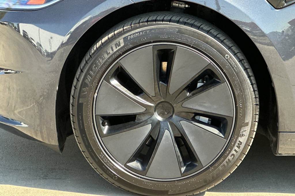 Thumbnail: 2025 Tesla Model 3 - 8