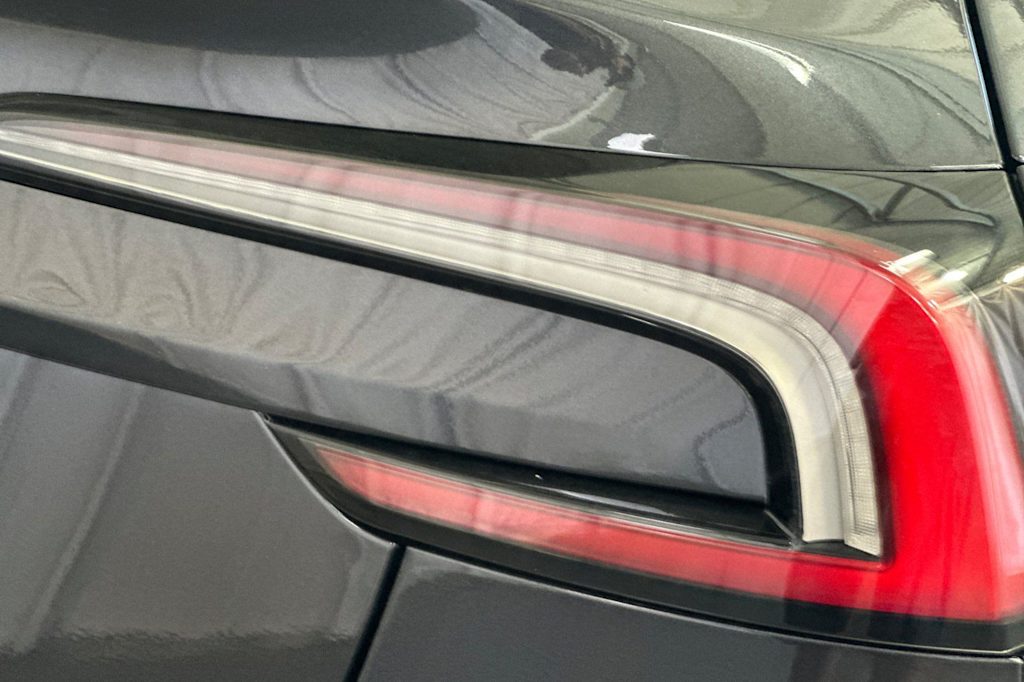 Thumbnail: 2025 Tesla Model 3 - 21