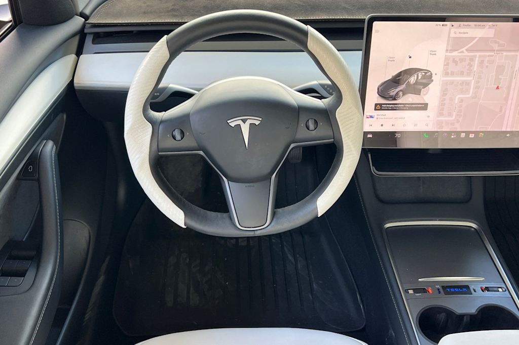 Thumbnail: 2023 Tesla Model 3 - 9