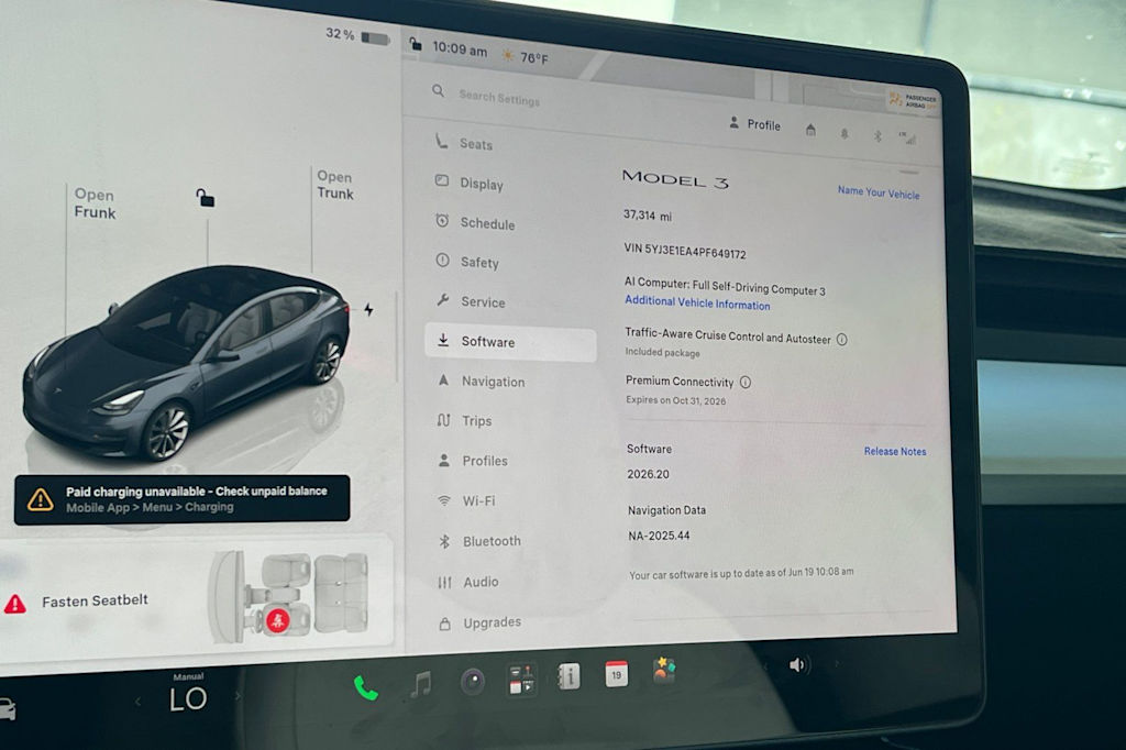 Thumbnail: 2023 Tesla Model 3 - 33