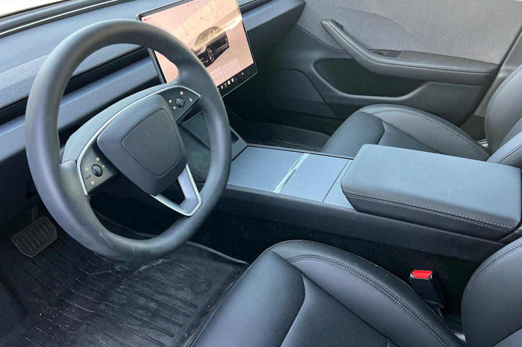 Thumbnail: 2025 Tesla Model 3 - 9