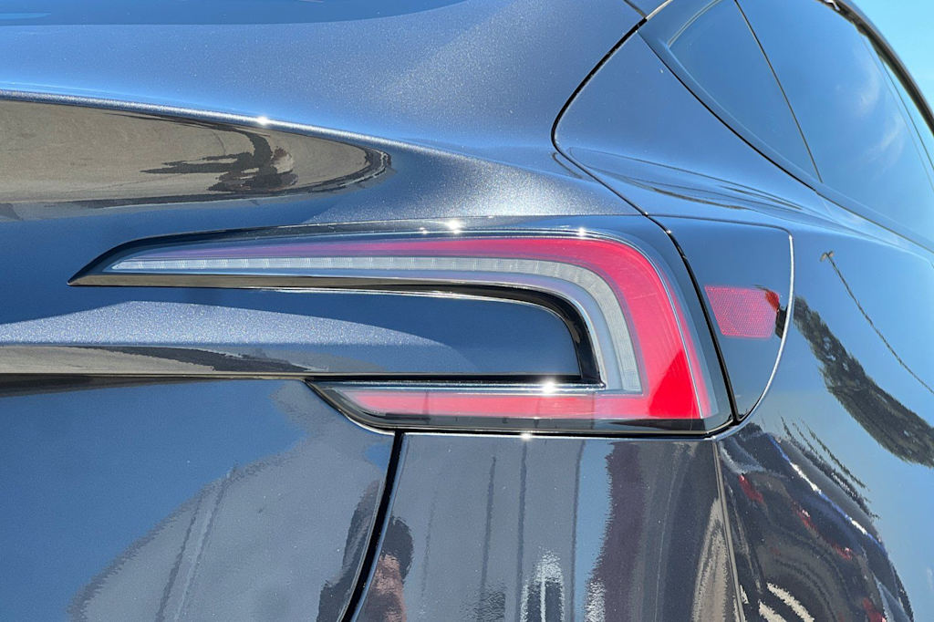 Thumbnail: 2025 Tesla Model 3 - 34