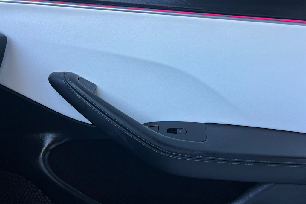Thumbnail: 2025 Tesla Model 3 - 23