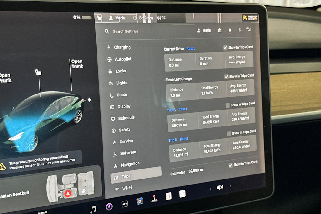 Thumbnail: 2021 Tesla Model 3 - 16