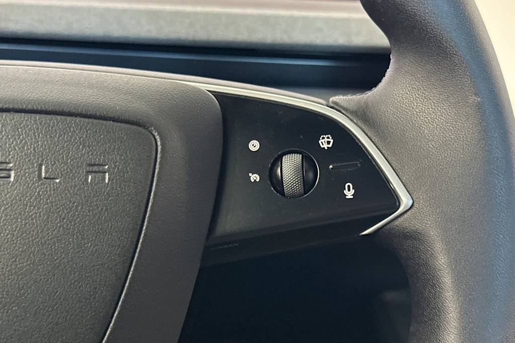 Thumbnail: 2024 Tesla Model 3 - 27