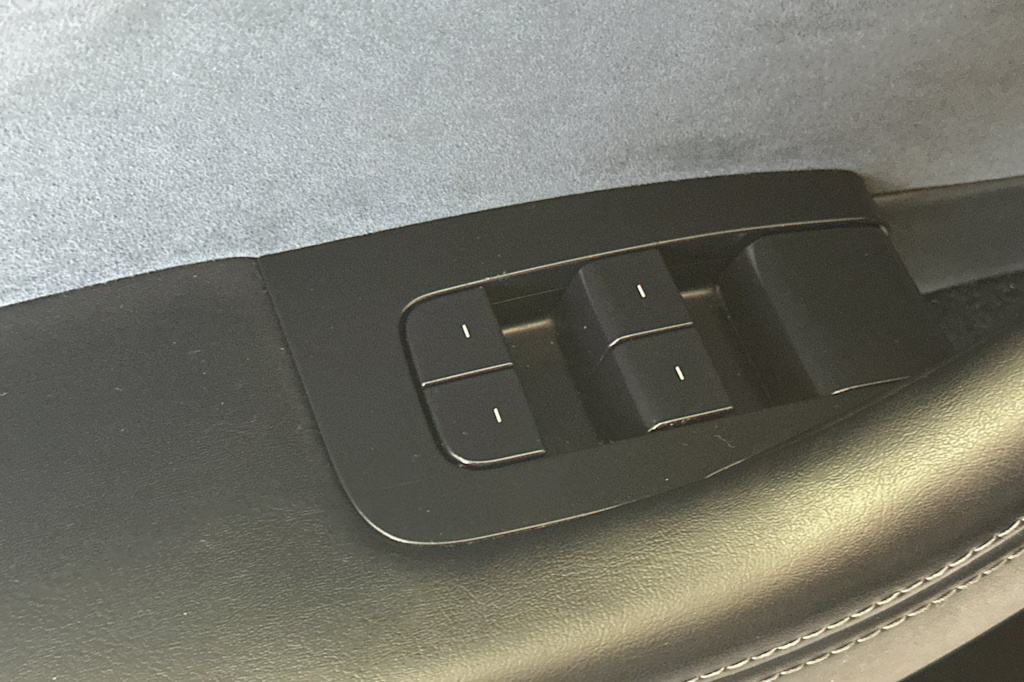 Thumbnail: 2024 Tesla Model 3 - 20