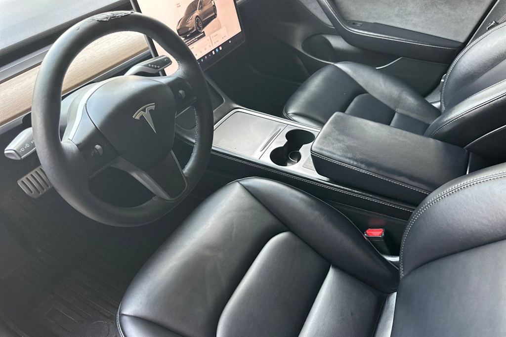 Thumbnail: 2023 Tesla Model 3 - 10