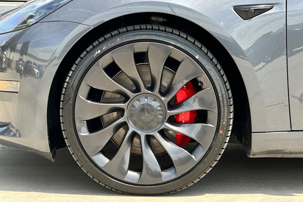 Thumbnail: 2023 Tesla Model 3 - 8