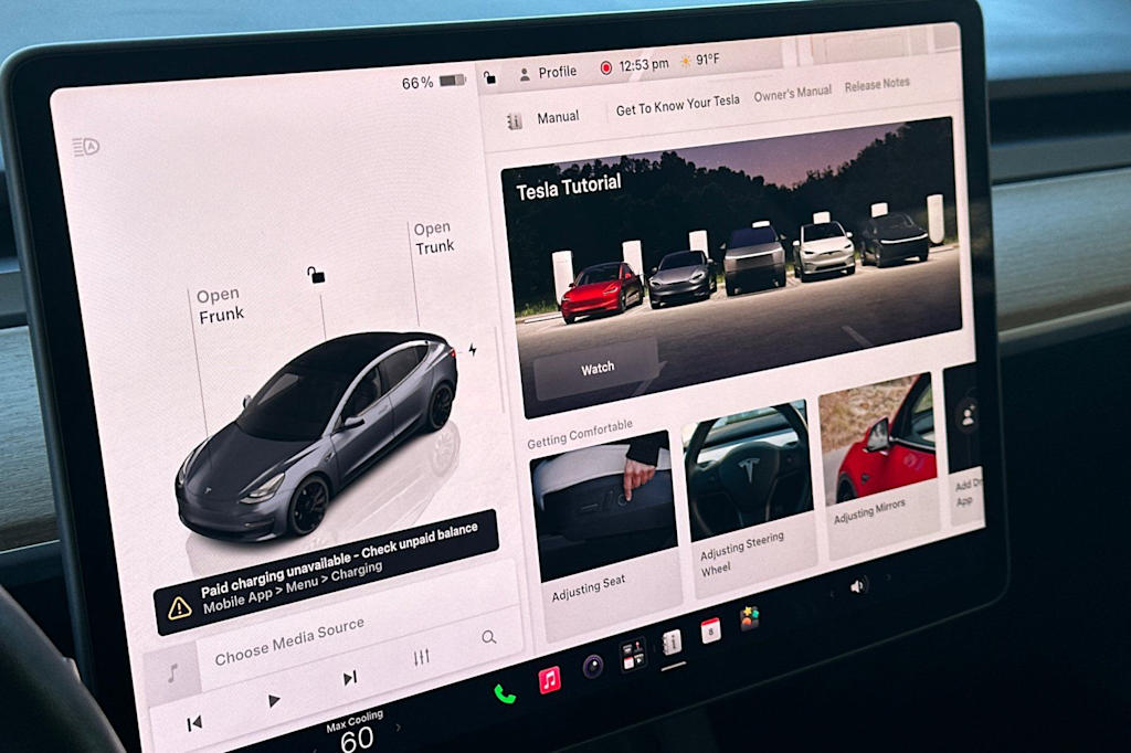 Thumbnail: 2023 Tesla Model 3 - 21