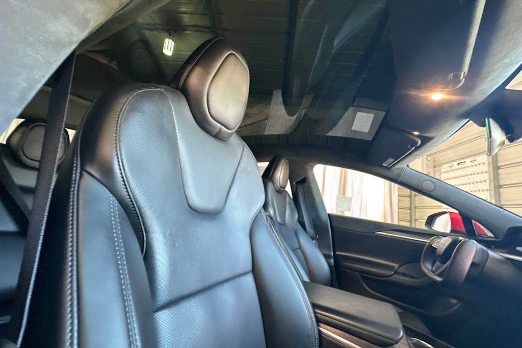 Thumbnail: 2022 Tesla Model S - 11