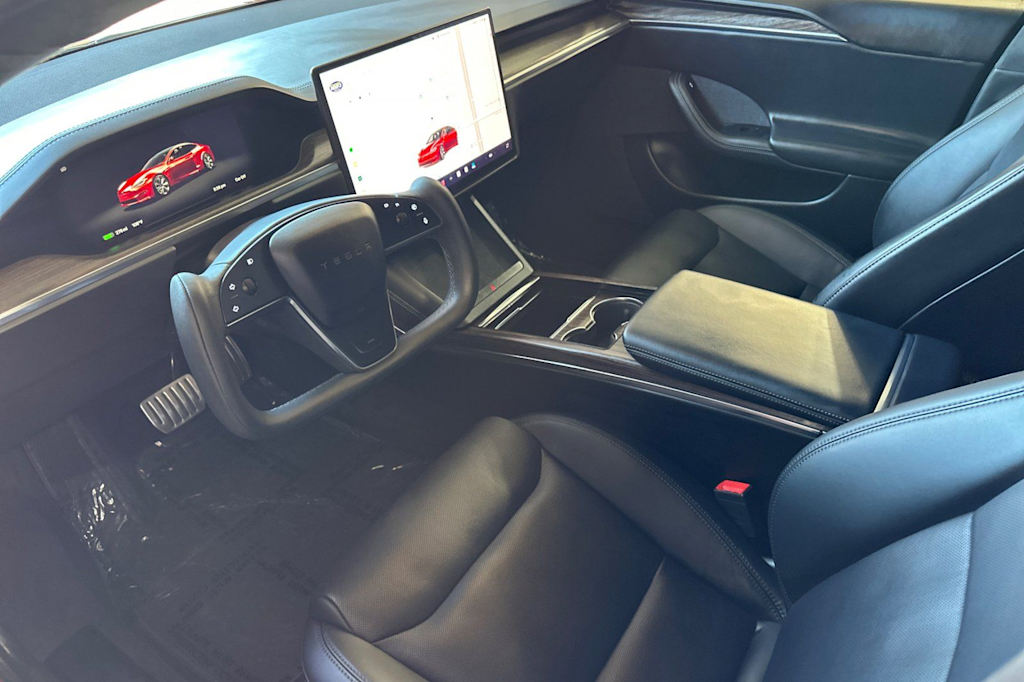 Thumbnail: 2022 Tesla Model S - 10