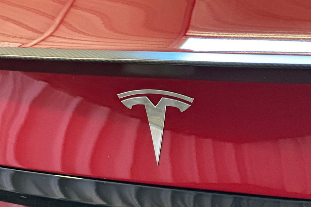 Thumbnail: 2022 Tesla Model S - 7
