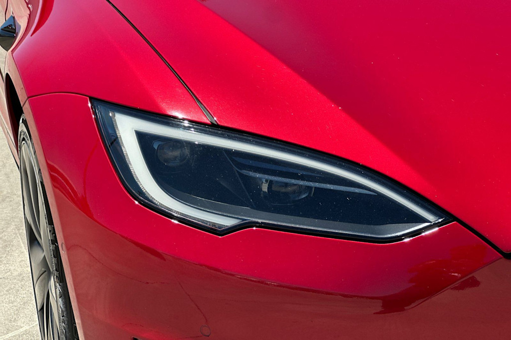 Thumbnail: 2022 Tesla Model S - 31