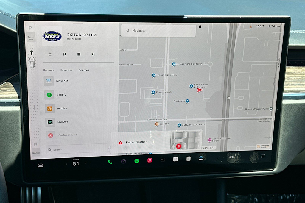 Thumbnail: 2022 Tesla Model S - 24