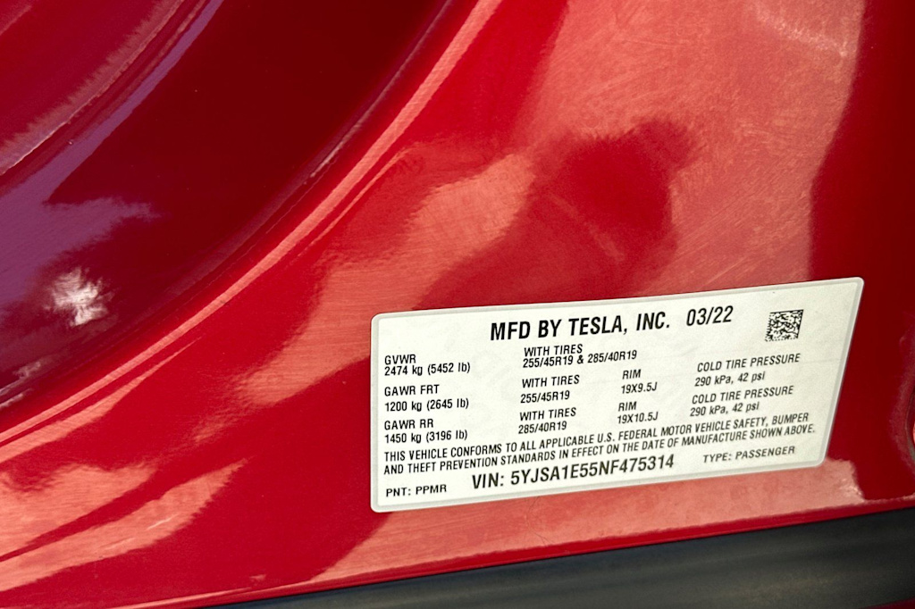 Thumbnail: 2022 Tesla Model S - 34