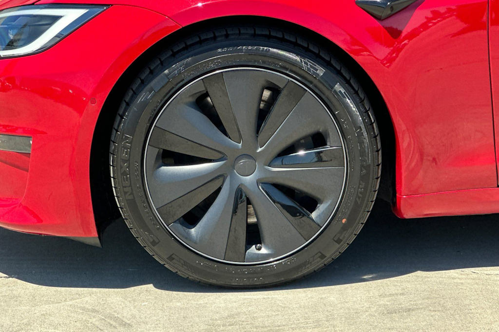 Thumbnail: 2022 Tesla Model S - 8