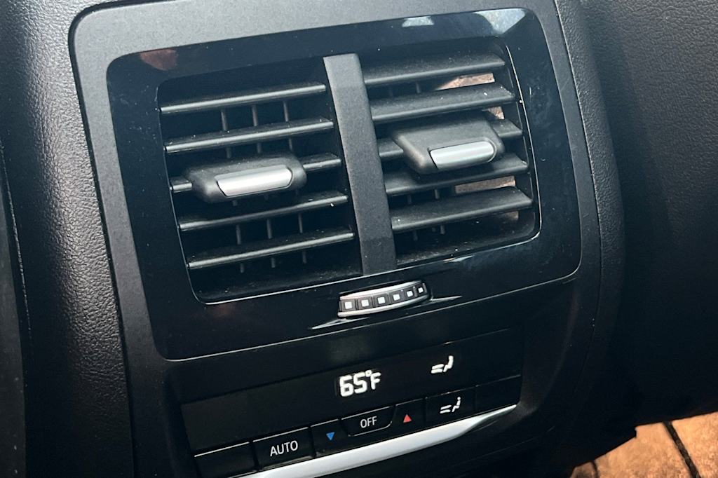 Thumbnail: 2021 BMW X4 - 24