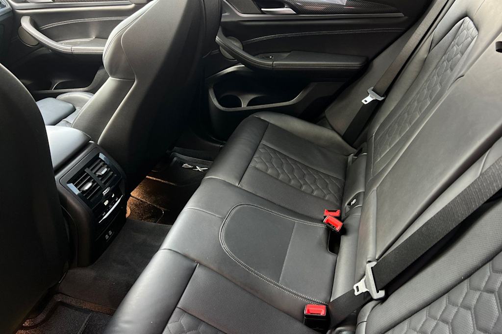 Thumbnail: 2021 BMW X4 - 10