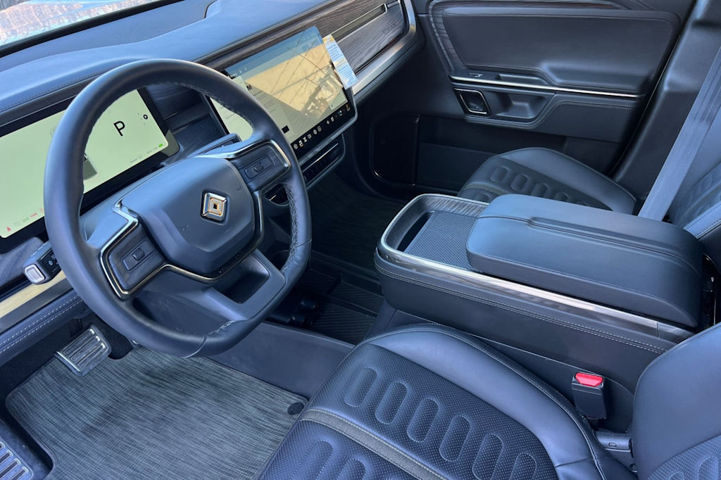 Thumbnail: 2023 Rivian R1T - 8