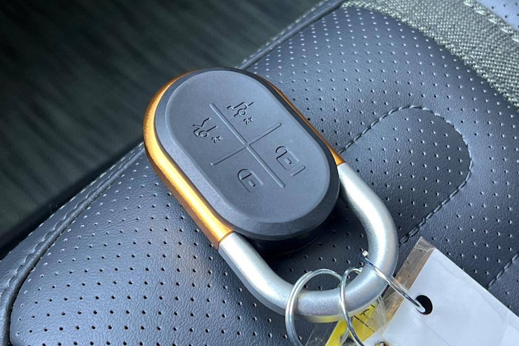 Thumbnail: 2023 Rivian R1T - 13