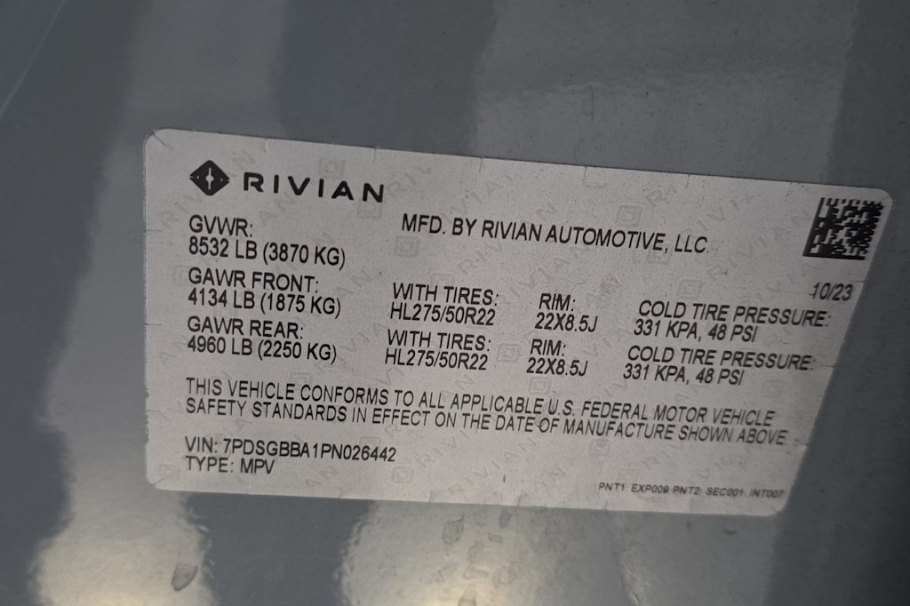 Thumbnail: 2023 Rivian R1S - 14
