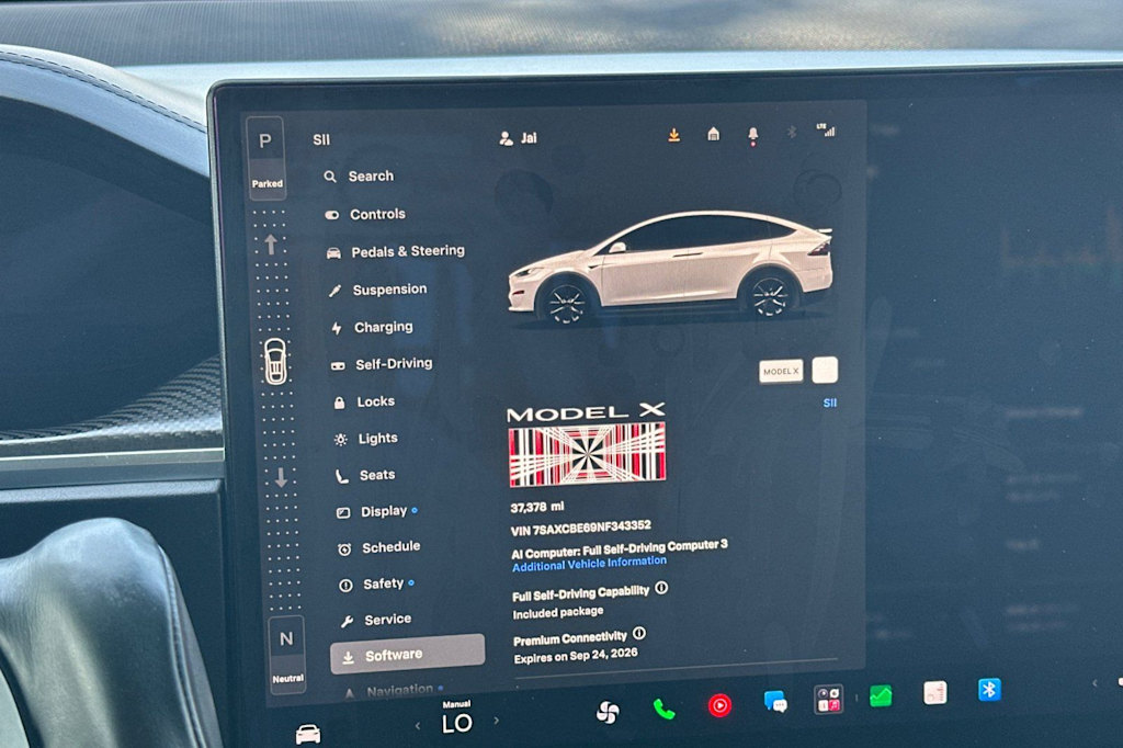 Thumbnail: 2022 Tesla Model X - 36