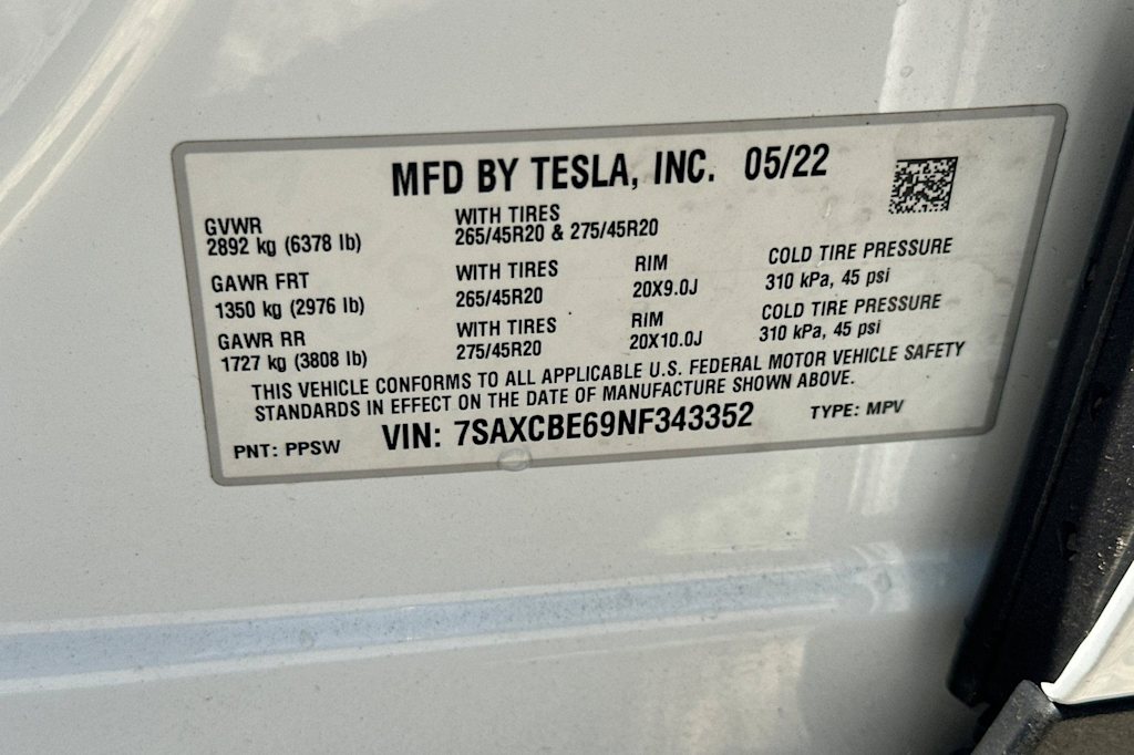 Thumbnail: 2022 Tesla Model X - 17
