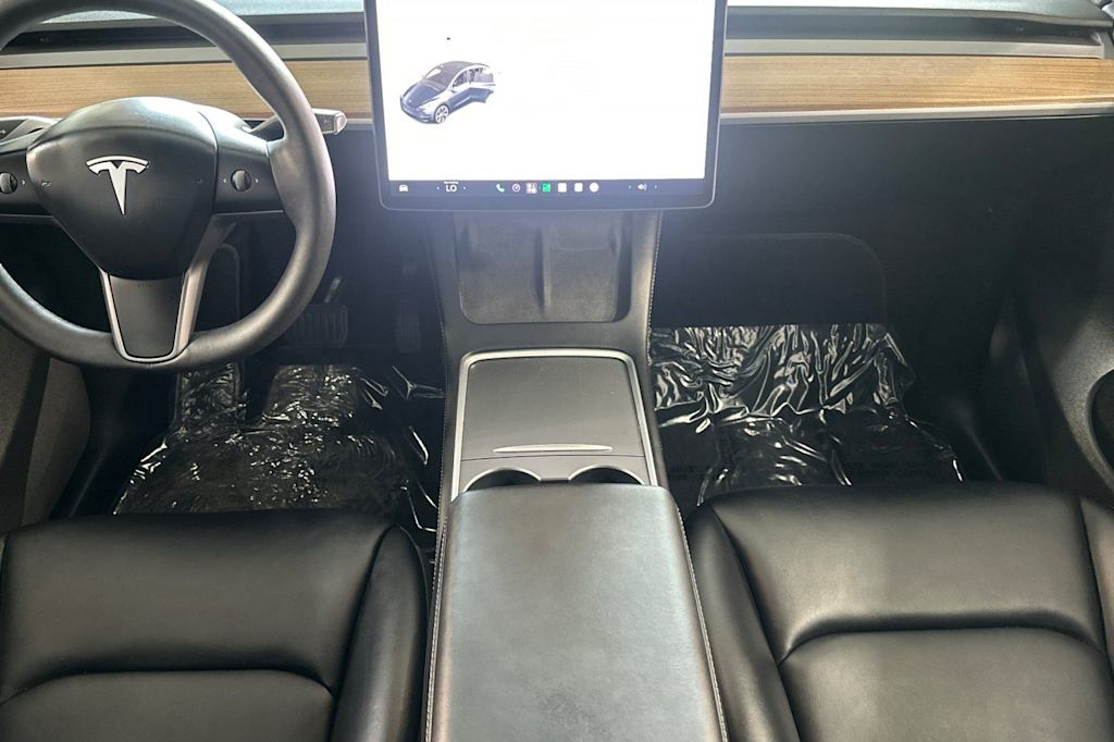 Thumbnail: 2025 Tesla Model Y - 2