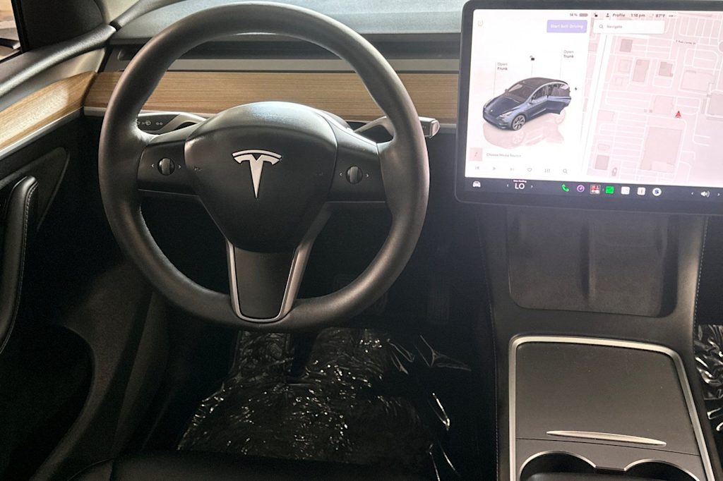 Thumbnail: 2025 Tesla Model Y - 9
