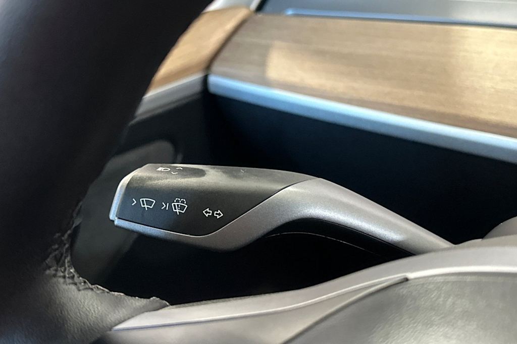 Thumbnail: 2024 Tesla Model Y - 36
