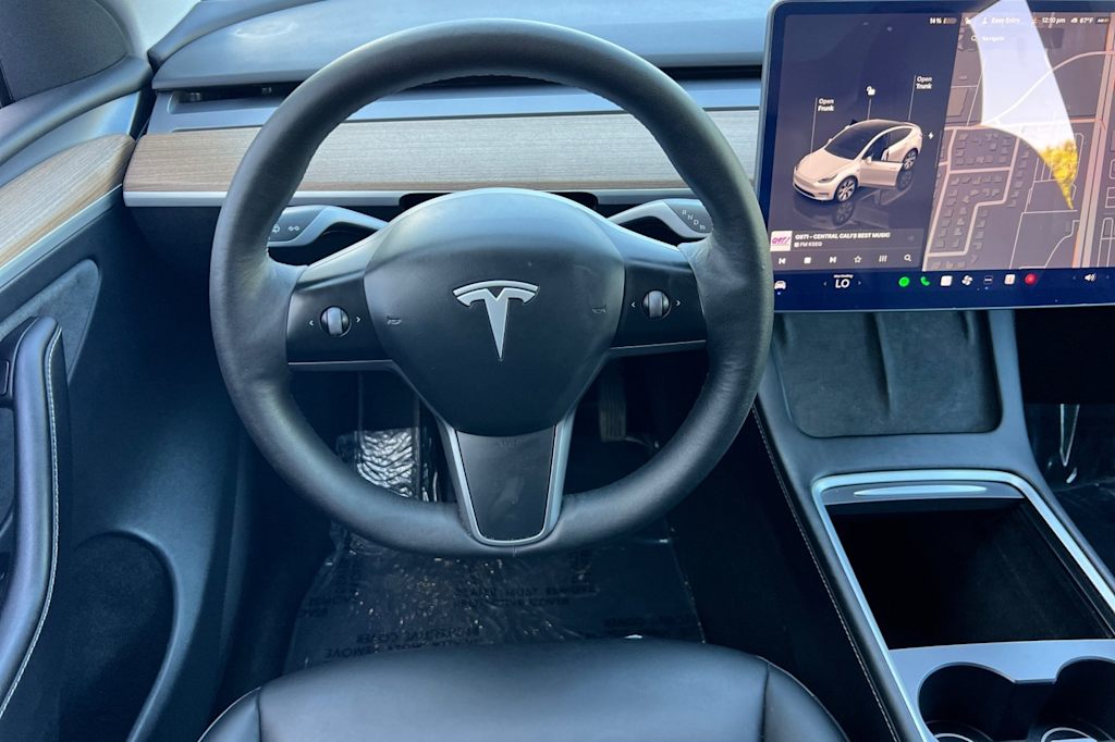 Thumbnail: 2023 Tesla Model Y - 8