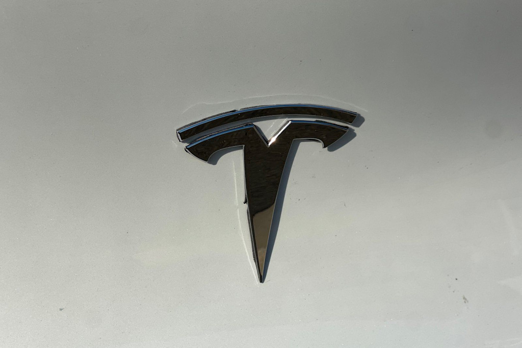 Thumbnail: 2023 Tesla Model Y - 7