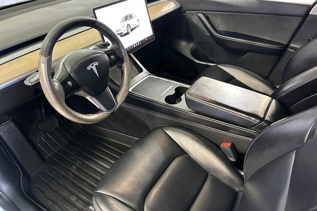 Thumbnail: 2022 Tesla Model Y - 10