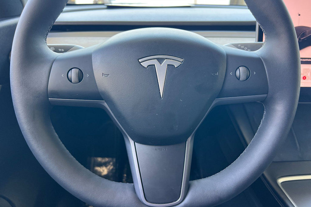 Thumbnail: 2022 Tesla Model Y - 30