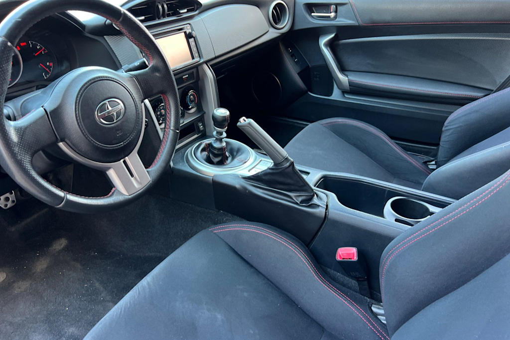 Thumbnail: 2015 Scion FR-S - 9