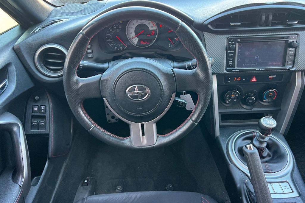 Thumbnail: 2015 Scion FR-S - 11
