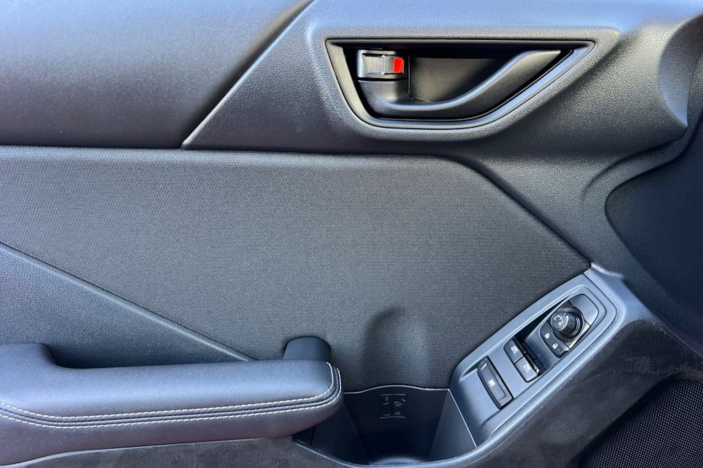 Thumbnail: 2025 Toyota GR86 - 21