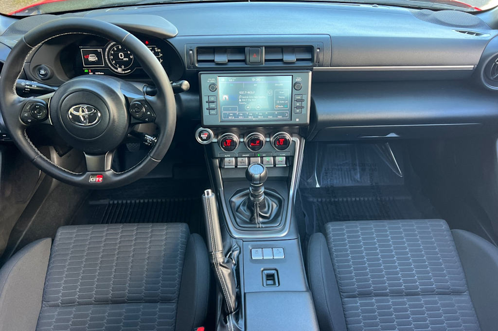 Thumbnail: 2025 Toyota GR86 - 2