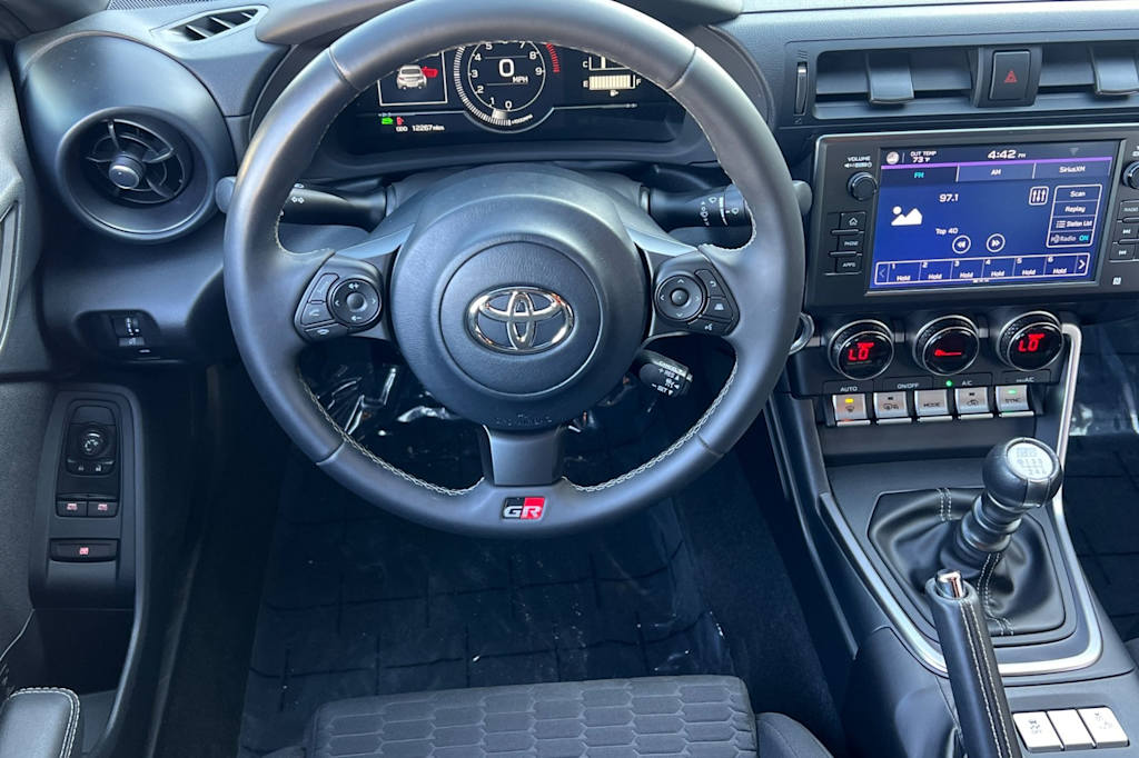 Thumbnail: 2024 Toyota GR86 - 12