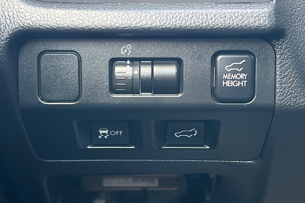 Thumbnail: 2015 Subaru Forester - 36