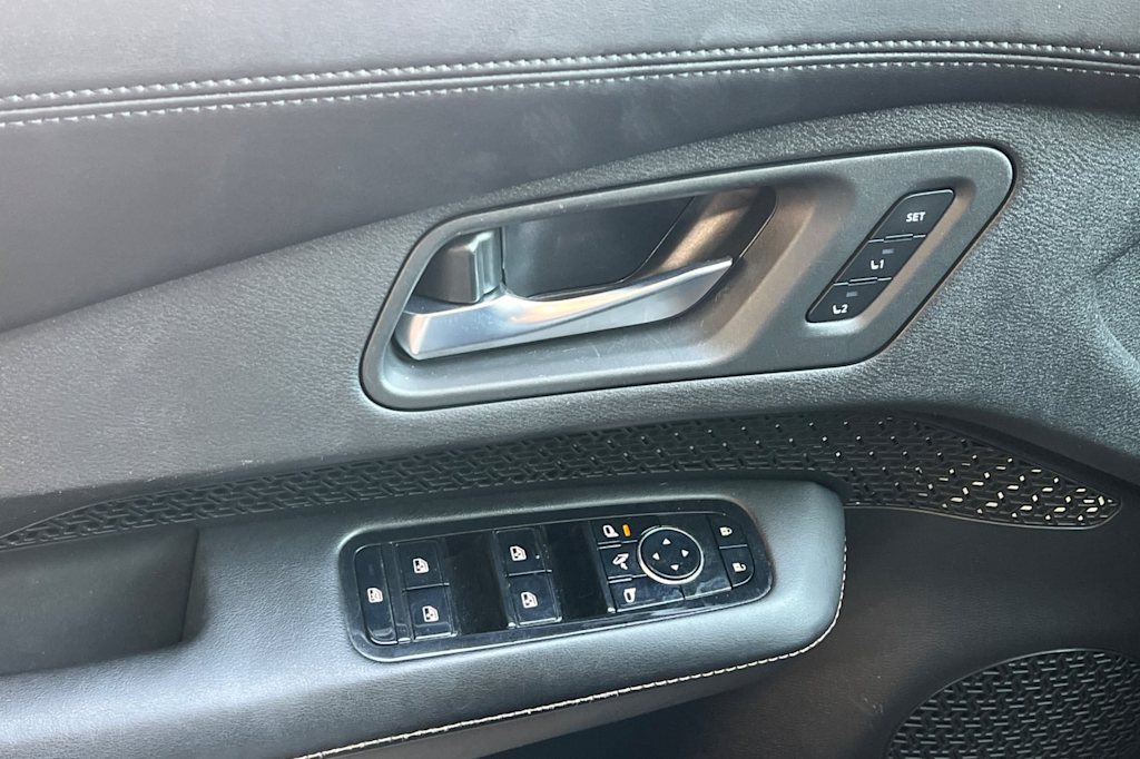 Thumbnail: 2023 Nissan Ariya - 23