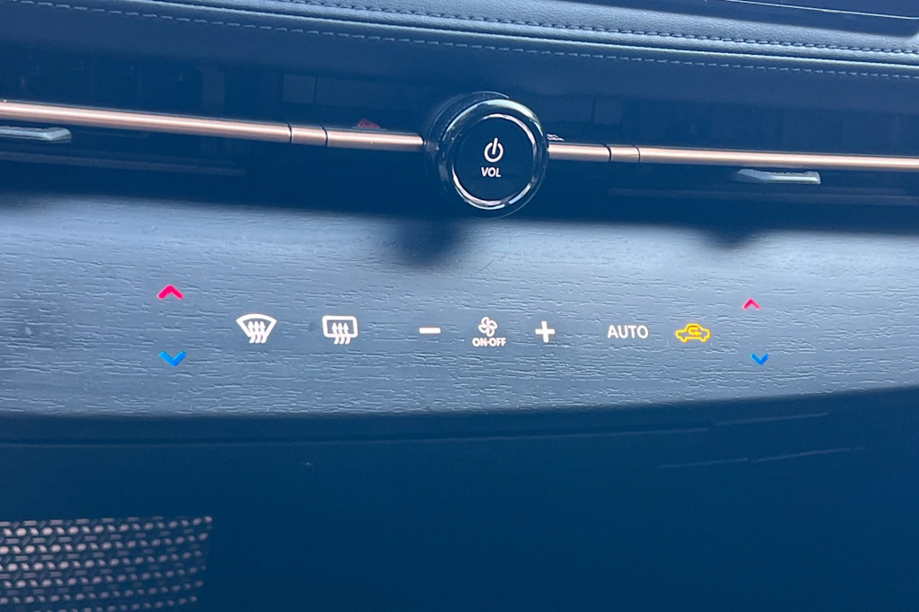 Thumbnail: 2023 Nissan Ariya - 28